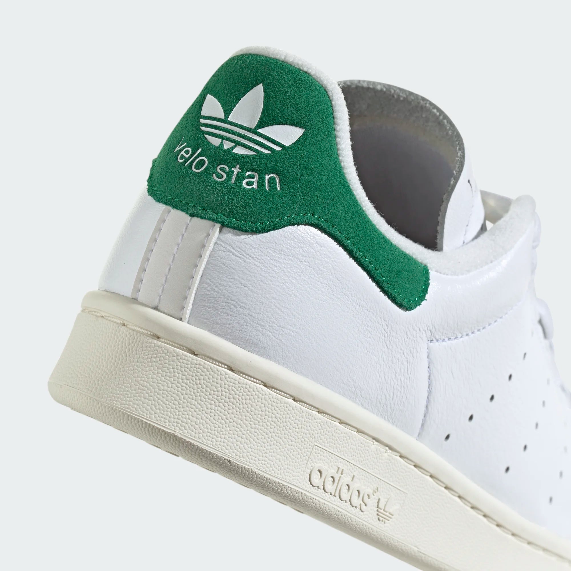 Adidas Velostan Smith shoes - White