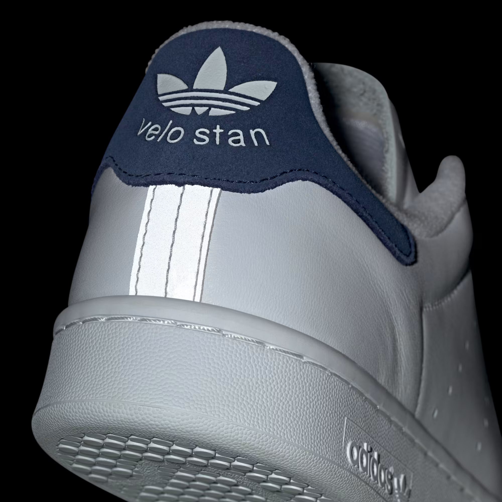 Adidas Velostan Smith Shoes - White blue